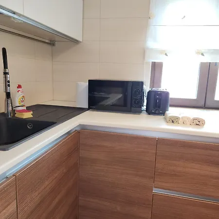 Cristina Luxury アパート