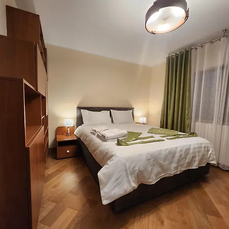 Cristina Luxury
